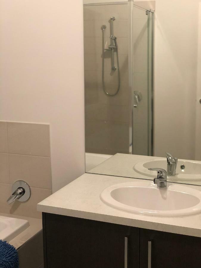 Apple House Tarneit North Apartment Luaran gambar
