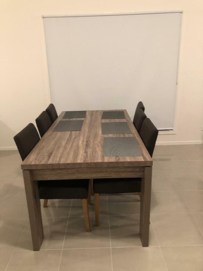 Apple House Tarneit North Apartment Luaran gambar